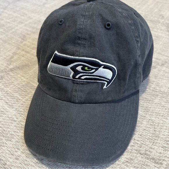 47 Brand Adult NFL Football Seattle Seahawks Blue Fitted Hat XL - Picture 2 of 6
